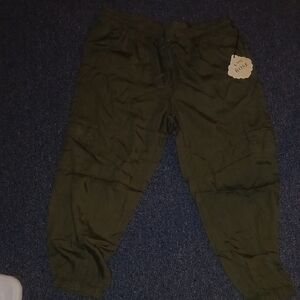 Green Cargo Joggers. Sz Xl